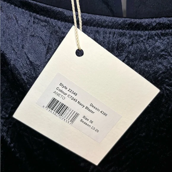 Baum und Pferdgarten | Aneto Crinkle Satin Cutout Long Sleeve Dress | Size 10 - Picture 5 of 12